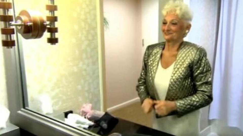 83-годишна американка сменя младите си гаджета като носни кърпички, за да... СНИМКИ