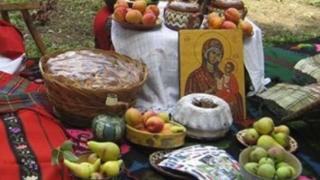 Голям празник е в събота, а на трапезата задължително трябва да има...