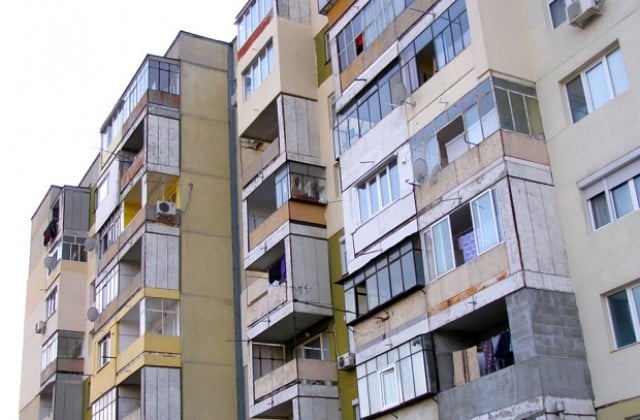 Почти всеки „усвоява” терасата към малката кухня на панелката, но това може да се превърне в най-кошмарното решение (СНИМКИ)