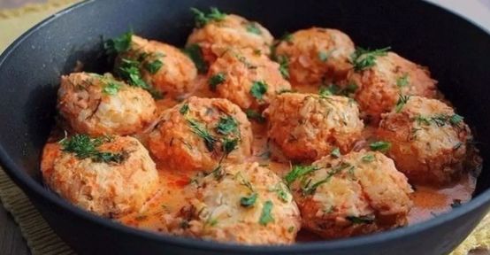 Домашни кюфтенца със сосче - уникална вкусотия