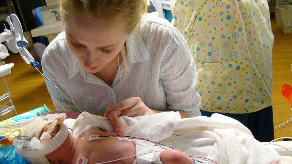 Новородено бебе шокира с вида си лекарите, такова чудо не бяха виждали СНИМКИ