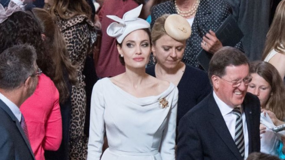 Анджелина Джоли пощръкля заради развода! Иска кръв и да нанесе най-тежкия удар на Брад Пит