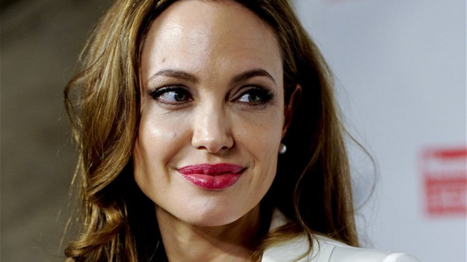 Анджелина Джоли си намери нова жертва! Красавицата завъртя главата на заклетия ерген...
