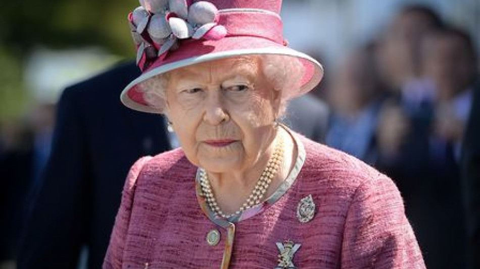 Драма в кралското семейство: Елизабет II отвърна на жестокия удар на Хари и Меган