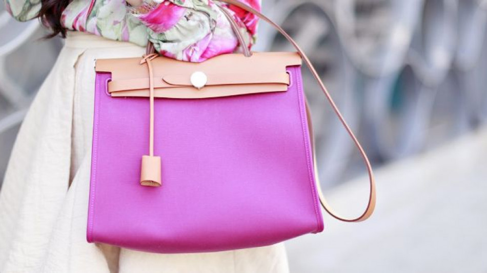 5 неща в дамската чанта, които ще ви помогнат да спестите куп пари
