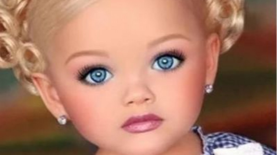Живата кукла Барби порасна и се преобрази до неузнаваемост СНИМКИ