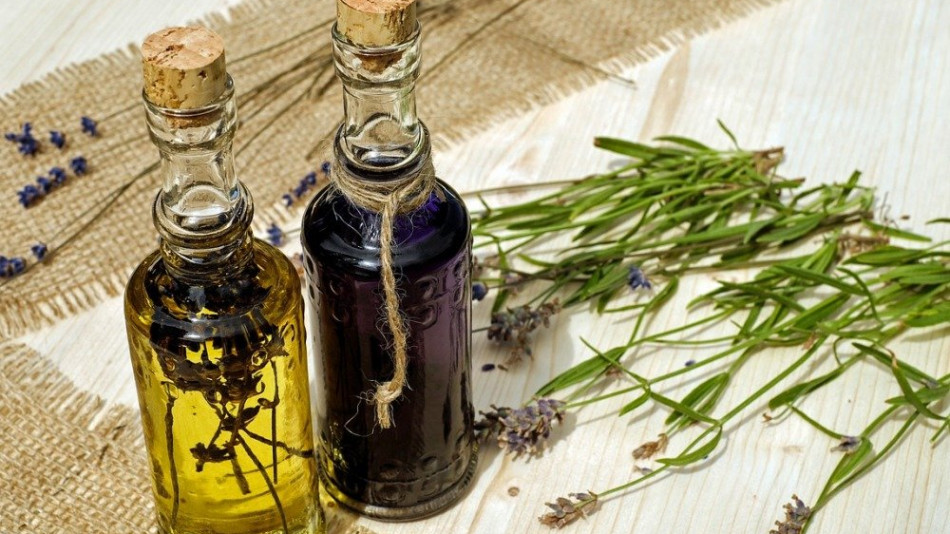 5 феноменални масла, с които ще спрете стареенето на кожата