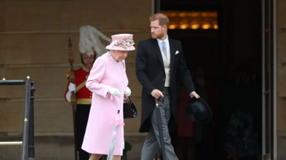 Скандал: Елизабет II поставила шокиращ ултиматум на принц Хари