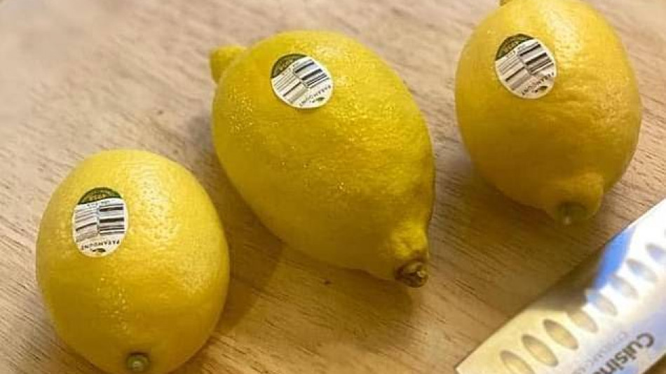 Готвачка постна СНИМКА на 3 лимона в кулинарна група и си навлече гнева на мрежата, но...