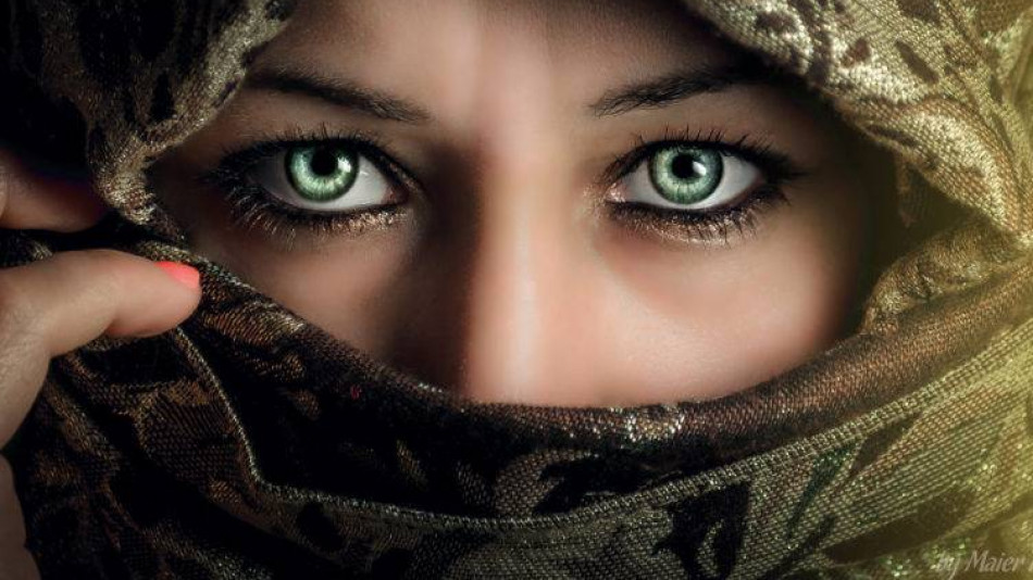Приказни Шехерезади: Как изглеждат съпругите на арабските шейхове СНИМКИ