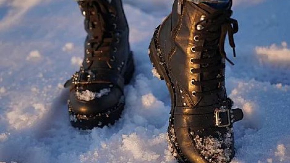 За да избавите обувките си от „зимния ужас“ направете тези 3 неща!