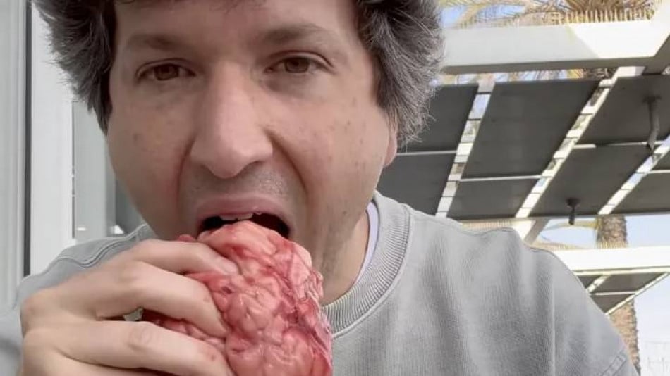 Веган от 80 дни яде сурово месо и ето какво му се случи СНИМКИ