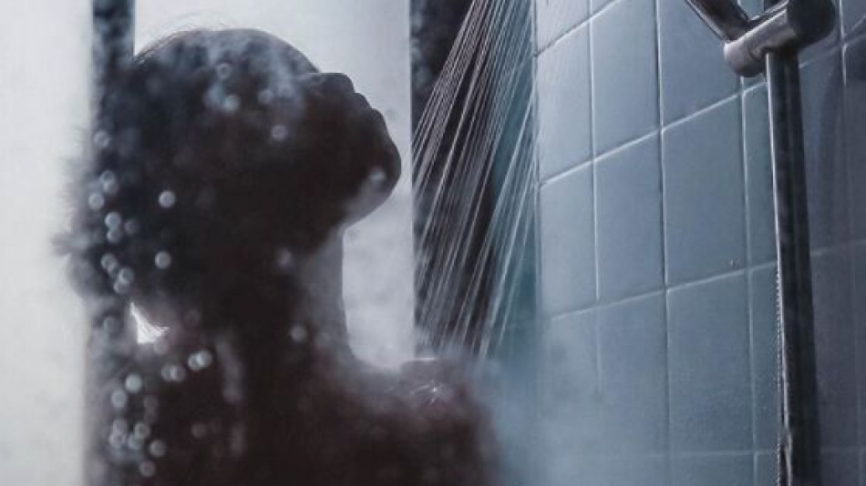 Дерматолог разкри най-правилния начин за къпане и ужаси мрежата ВИДЕО