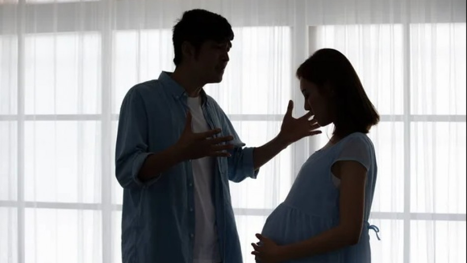 Кошмар! Психолози разкриха какво се случва с двойките по време на бременност