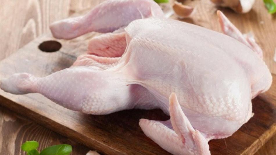 Ето как лесно и бързо да премахнете неприятната миризма от пилешкото месо