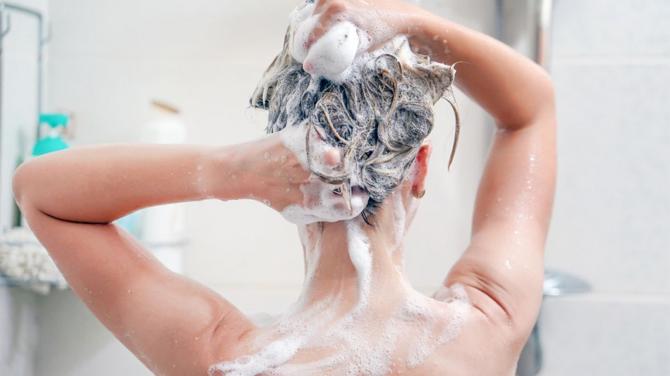 Експерт: Тази разпространена грешка при миене съсипва косата!