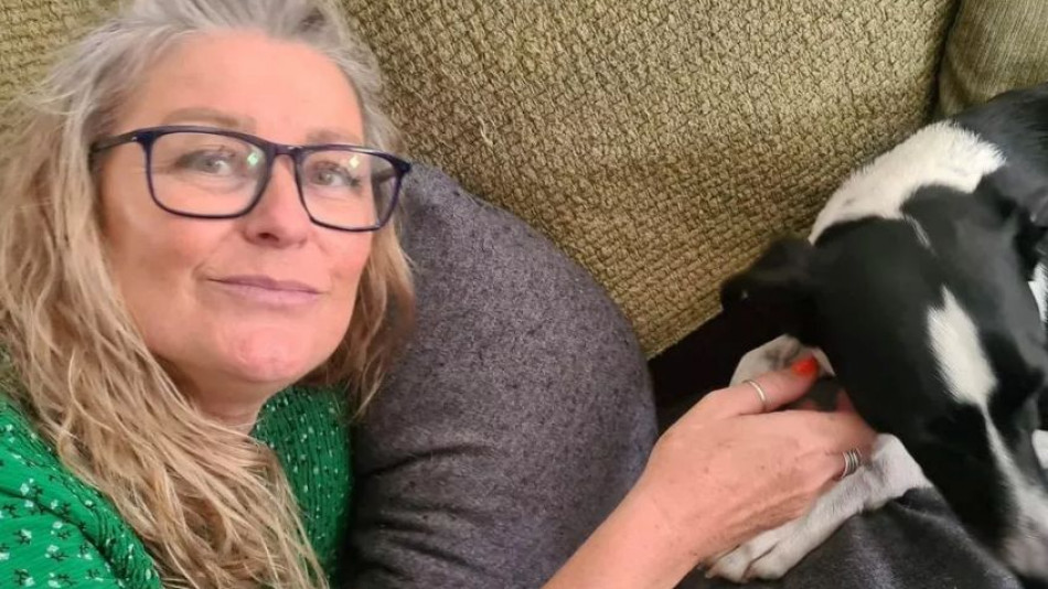 Куче спаси стопанката си от сигурна смърт