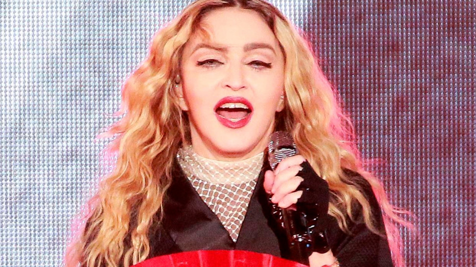Зловещ пророчески пост на Мадона дни преди инцидента смрази мрежата