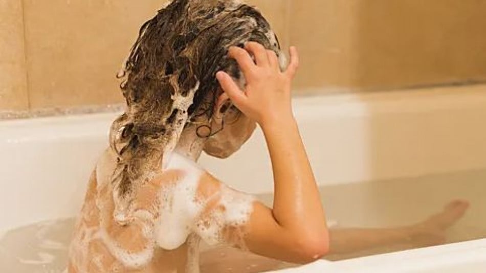 Край на мистерията: Ето колко често детето трябва да се къпе! Всичко зависи от…