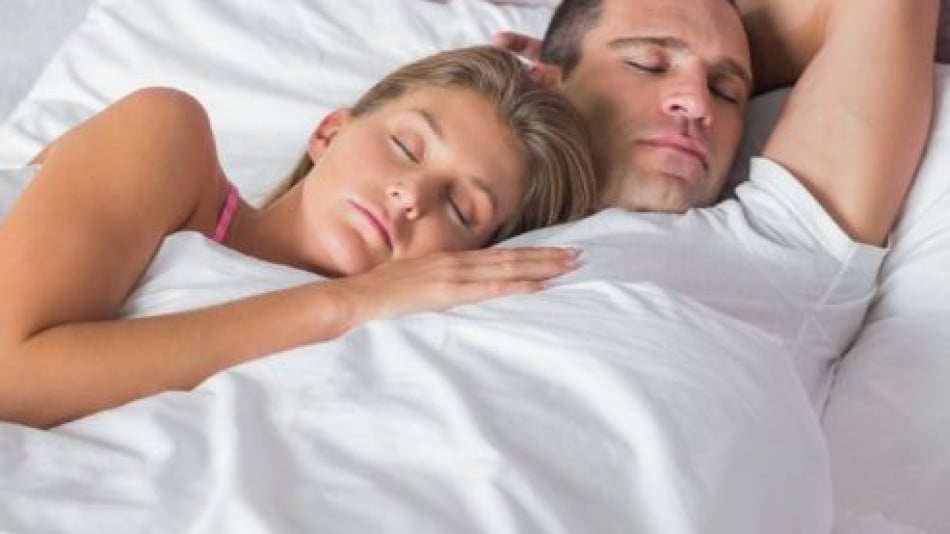 Млада съпруга се ожали: Вечер мъжът ми си ляга до мен, а сутрин...